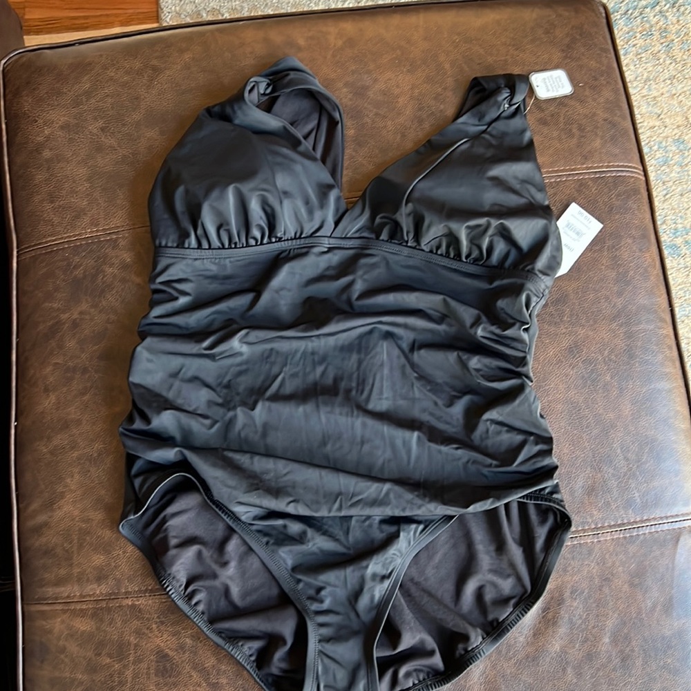 Time and tru swimsuit